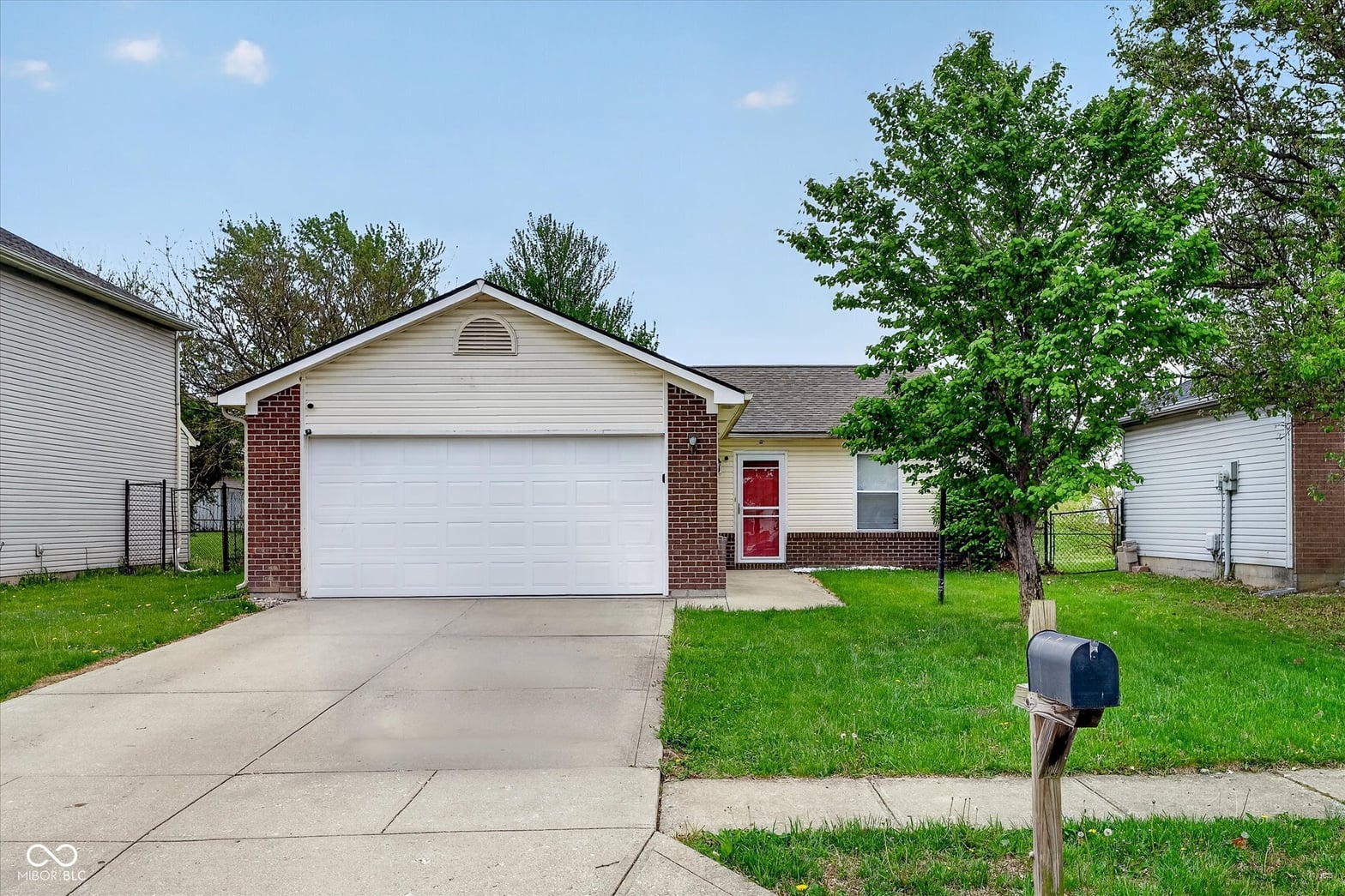 Photo of 11103 Waterfield Place, Indianapolis, IN