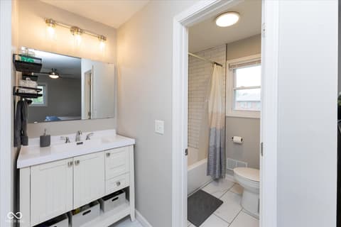 Photo of 6528 Grandview Drive, Indianapolis, IN