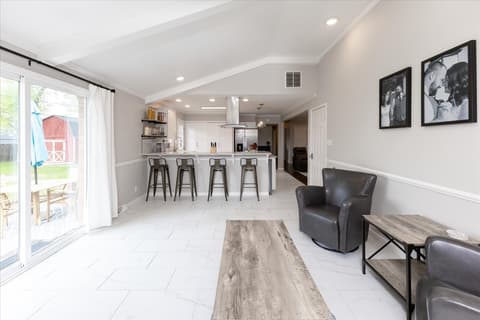 Photo of 6528 Grandview Drive, Indianapolis, IN