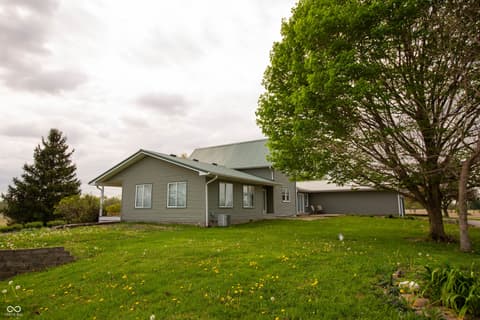 Photo of 8335 N 750 W, Fairland, IN