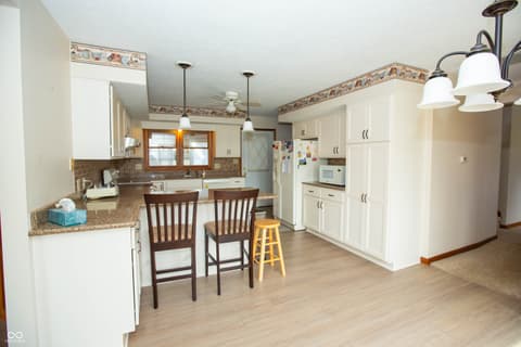 Photo of 8335 N 750 W, Fairland, IN