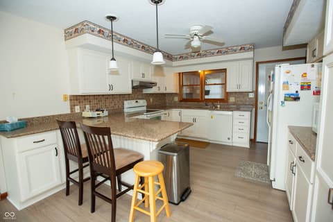 Photo of 8335 N 750 W, Fairland, IN