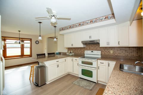 Photo of 8335 N 750 W, Fairland, IN