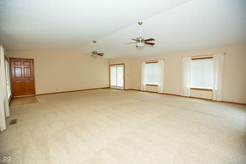 Photo of 8335 N 750 W, Fairland, IN