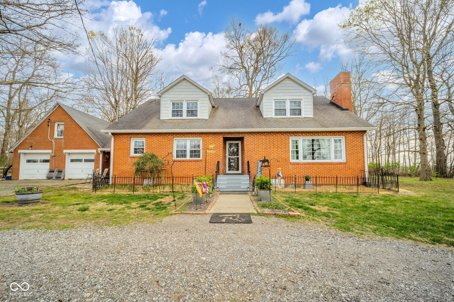 Front exterior at 11910 S County Road 800 W, Daleville, IN