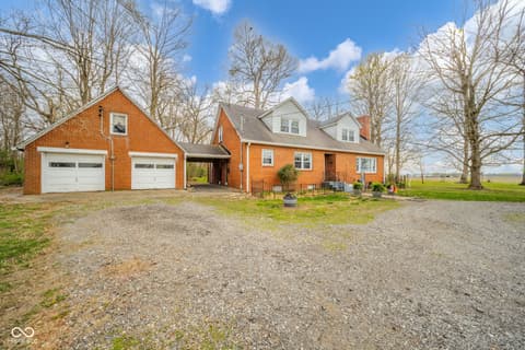 Home office at 11910 S County Road 800 W, Daleville, IN