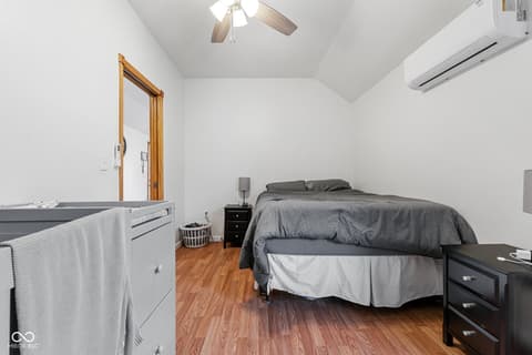Photo of 903 1/2 S Pleasant Street, Edinburgh, IN