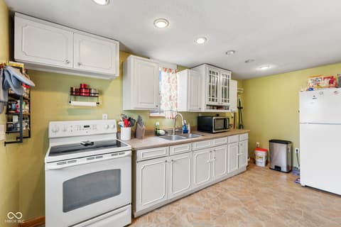 Photo of 903 1/2 S Pleasant Street, Edinburgh, IN
