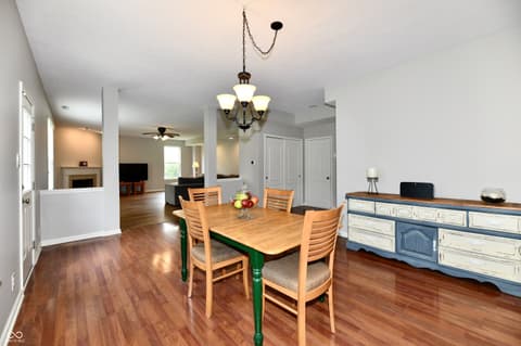 Breakfast Area — 13472 Lorenzo Boulevard, Carmel, IN