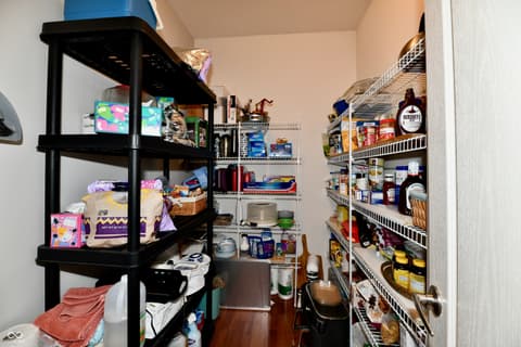 Pantry — 13472 Lorenzo Boulevard, Carmel, IN