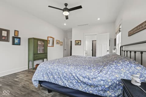 Photo of 542 E Lucy Lane, Ellettsville, IN