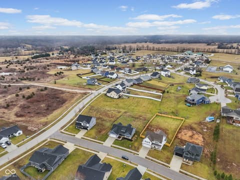 Photo of 542 E Lucy Lane, Ellettsville, IN