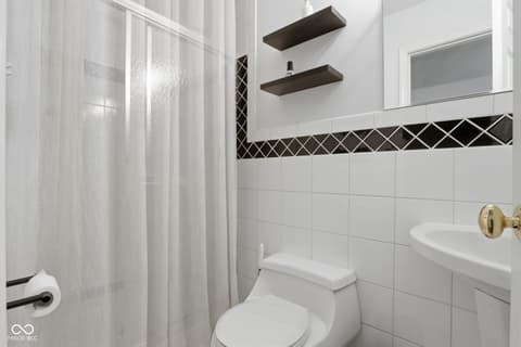 Photo of 7720 Dean Road, Indianapolis, IN