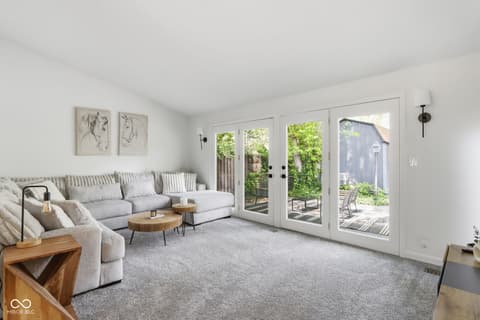 Photo of 7720 Dean Road, Indianapolis, IN