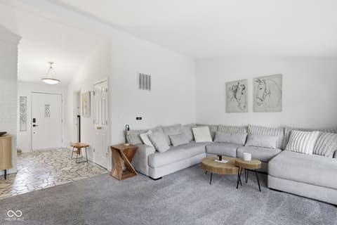Photo of 7720 Dean Road, Indianapolis, IN