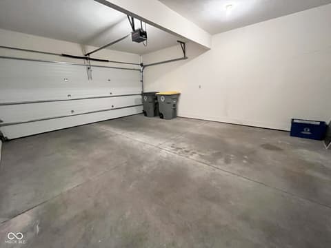 Photo of 823 Freedom Drive, Seymour, IN