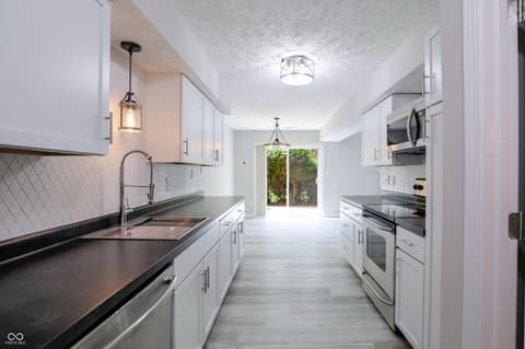 Photo of 9303 Golden Oaks W, Indianapolis, IN