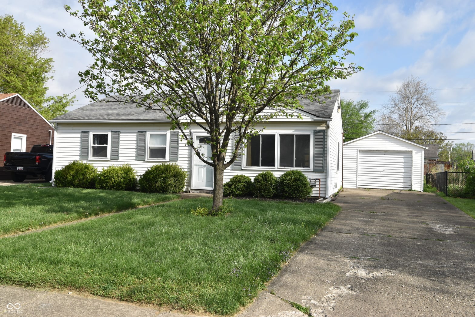 Front exterior at 116 Ellis Drive, Greenfield, IN