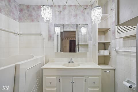 Photo of 7140 Lockwood Lane, Indianapolis, IN