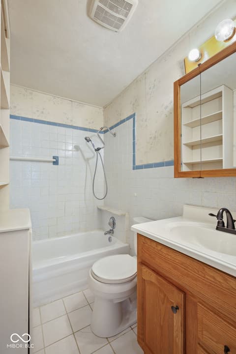 Photo of 7140 Lockwood Lane, Indianapolis, IN