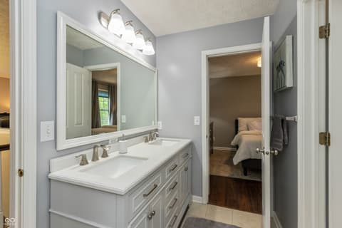 Photo of 8593 Holm Mountain Circle, Avon, IN