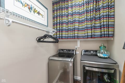 Photo of 8593 Holm Mountain Circle, Avon, IN
