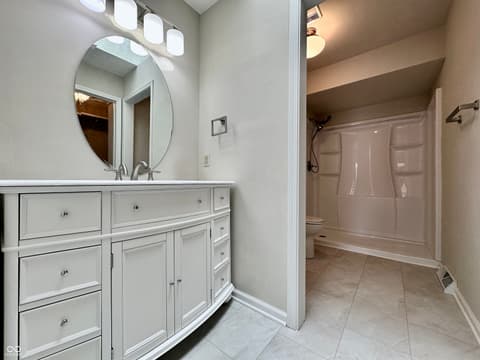 Photo of 1030 Stratford Hall Street, Indianapolis, IN