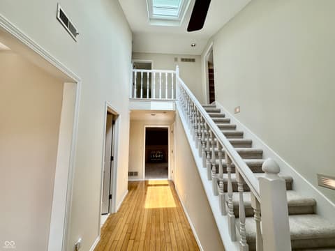 Photo of 1030 Stratford Hall Street, Indianapolis, IN