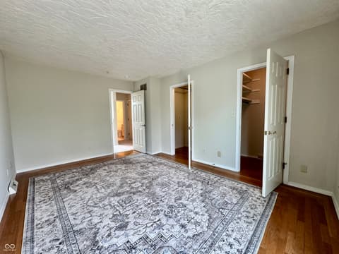 Photo of 1030 Stratford Hall Street, Indianapolis, IN