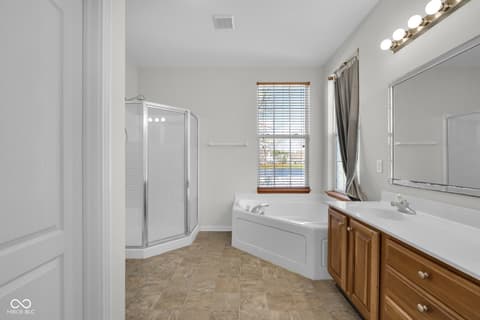 Primary bathroom at 954 Farmington Trail, Brownsburg, IN