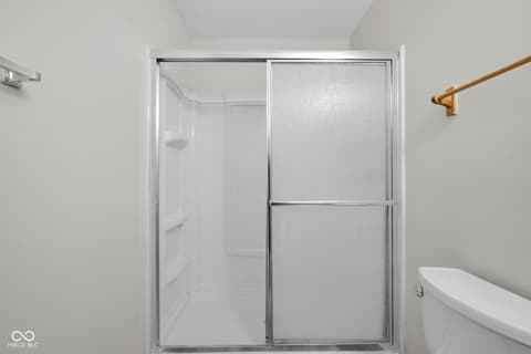 Bathroom at 954 Farmington Trail, Brownsburg, IN