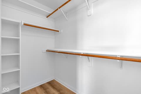 Walk In Closets — 954 Farmington Trail, Brownsburg, IN