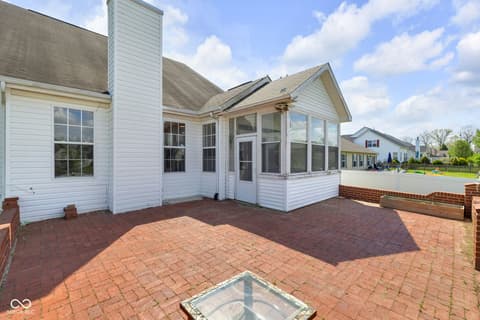 Outdoor living area at 954 Farmington Trail, Brownsburg, IN