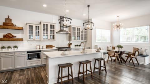 Photo of 5855 N College Avenue, Indianapolis, IN
