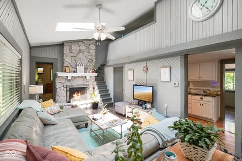 Photo of 3978 State Road 135 S, Nashville, IN