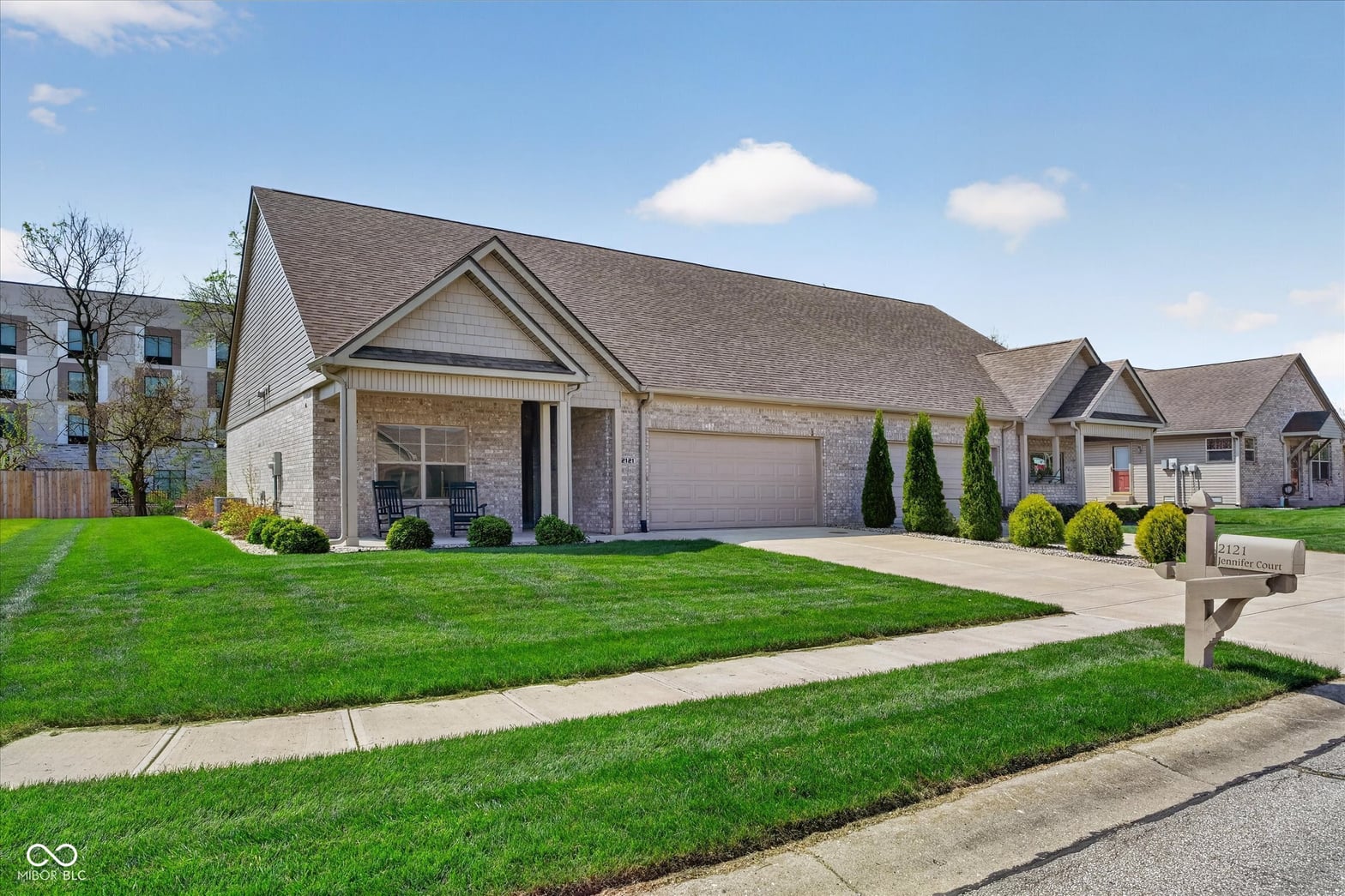 Front exterior at 2121 Jennifer Court, Franklin, IN