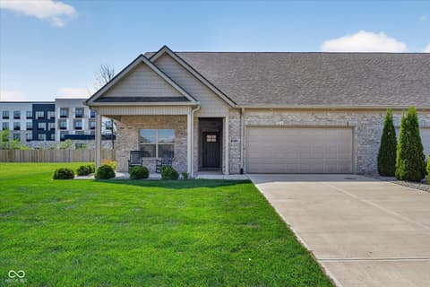 Front exterior at 2121 Jennifer Court, Franklin, IN