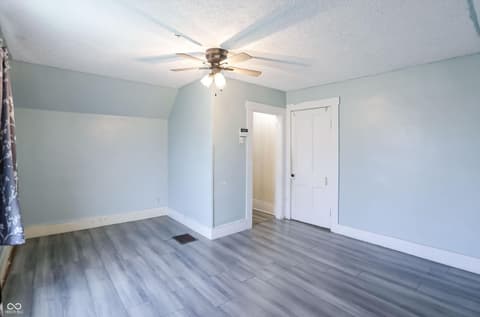 Bonus room at 107 1st Street, Shelbyville, IN