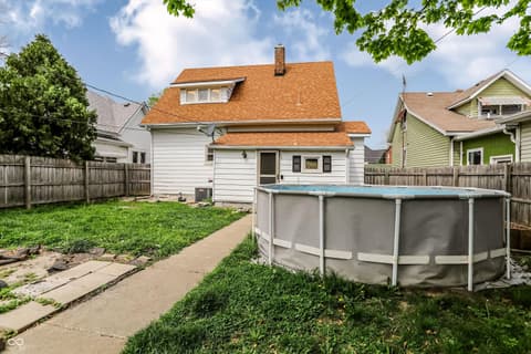 Backyard at 107 1st Street, Shelbyville, IN
