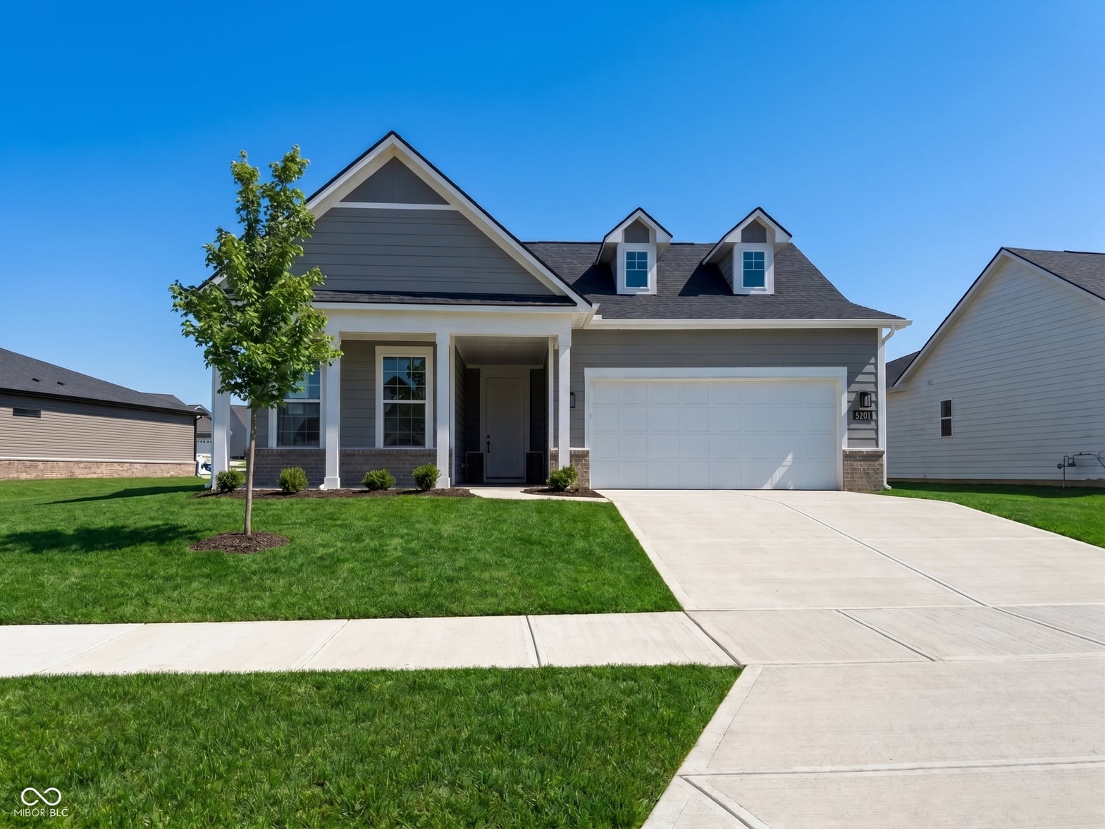Photo of 3219 Beautyberry Way, Greenwood, IN