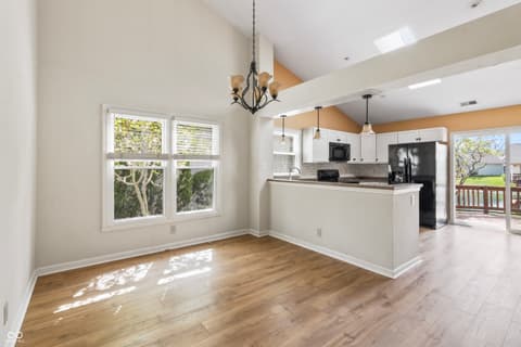 Photo of 10635 Chesapeake Drive N, Indianapolis, IN