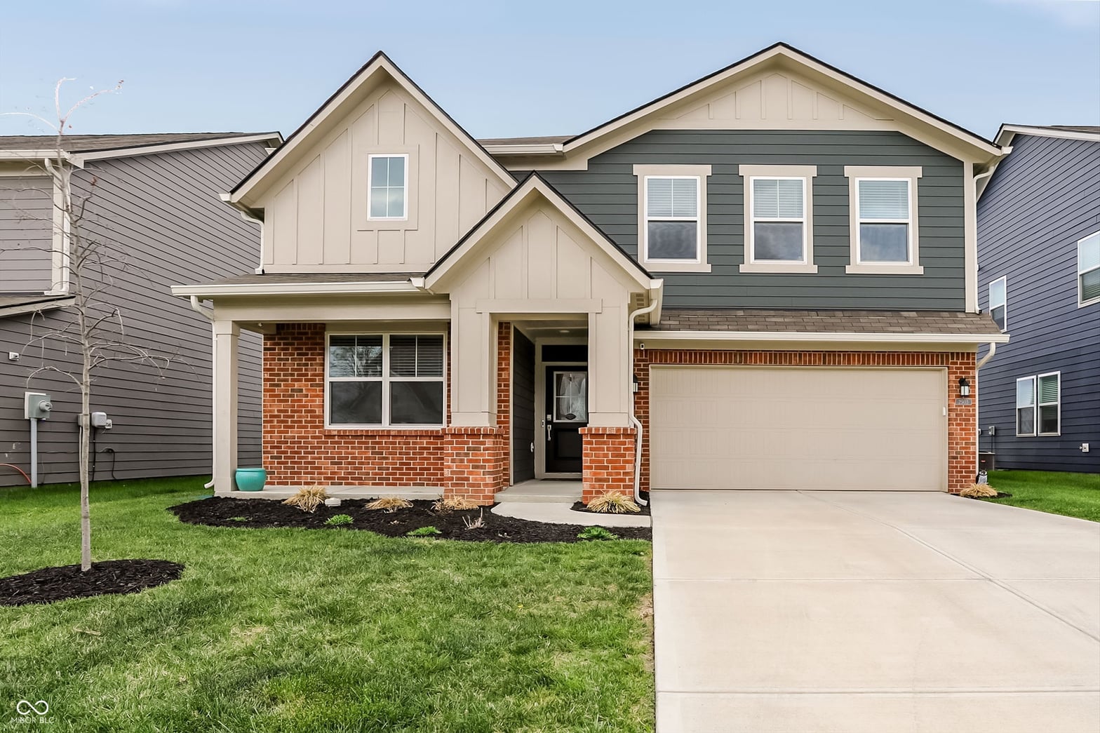 Photo of 2503 S Carlota Drive, New Palestine, IN