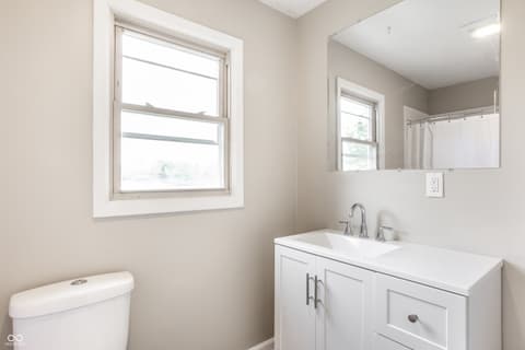 Photo of 8131 Sycamore Springs Trail, Indianapolis, IN