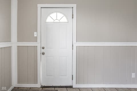 Photo of 8131 Sycamore Springs Trail, Indianapolis, IN