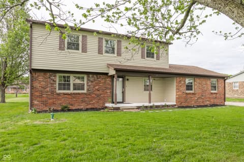 Photo of 8131 Sycamore Springs Trail, Indianapolis, IN