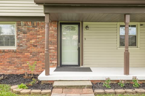 Photo of 8131 Sycamore Springs Trail, Indianapolis, IN