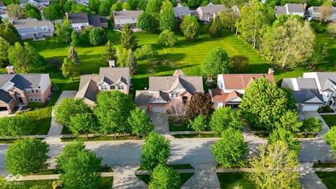 5658 Blackfoot Trail