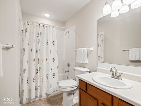 Photo of 7404 Chapel Villas Drive, Indianapolis, IN