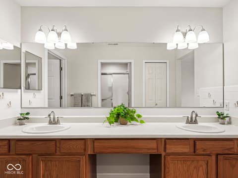 Photo of 7404 Chapel Villas Drive, Indianapolis, IN