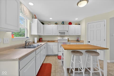 Kitchen at 15941 Concert Way, Noblesville, IN